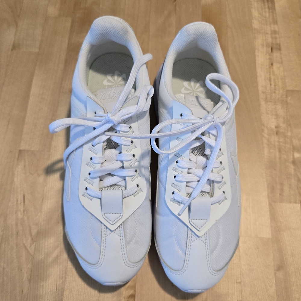 Nike Air Max Pre-Day Sneaker Phantom White Size 8.5 - Picture 4 of 10